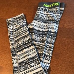 Nike Pro leggings
